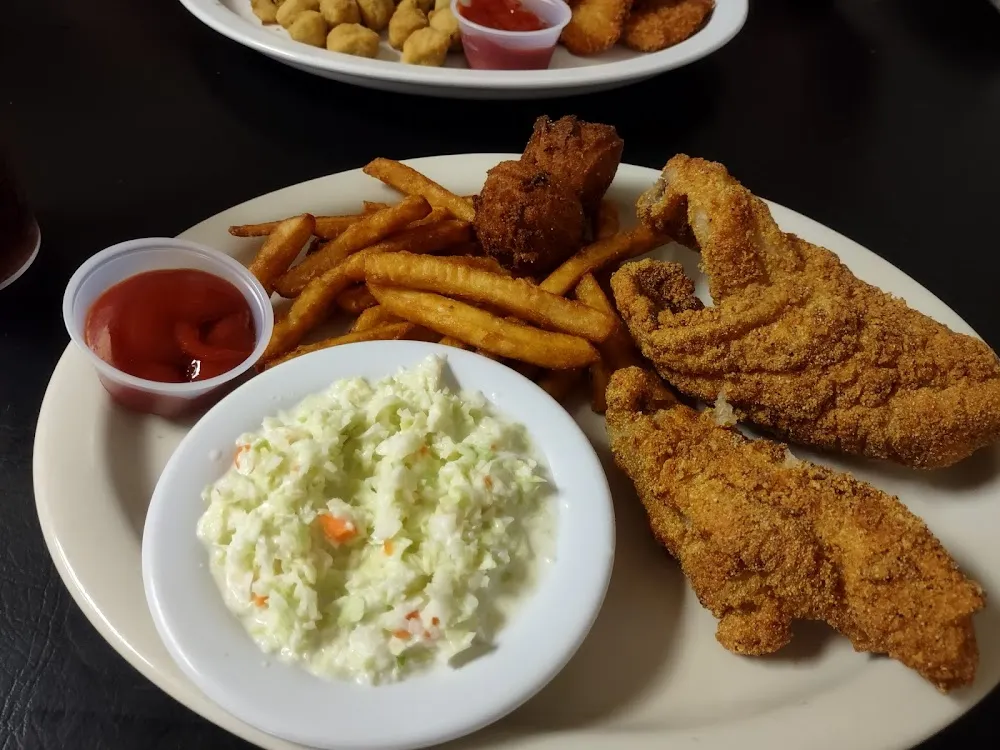 Chicken Strips & Fries Basket